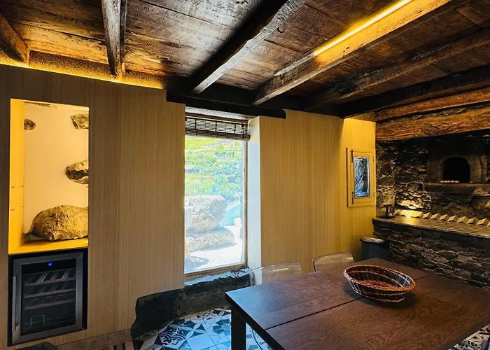 Calhau Da Lapa 10 * Campanário